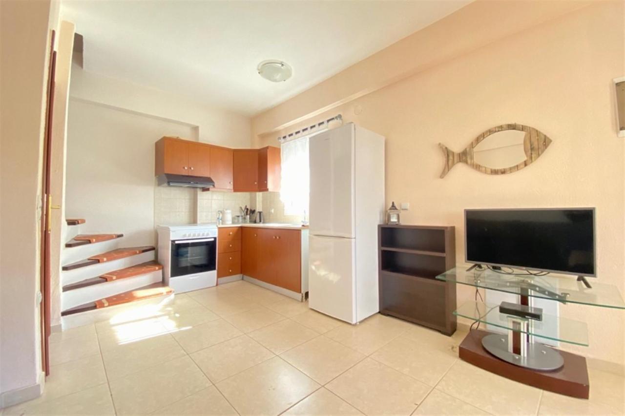 Pine Beach Holiday Home 2 Bedrooms 50 Meters To The Beach Kalyves Polygyrou Buitenkant foto