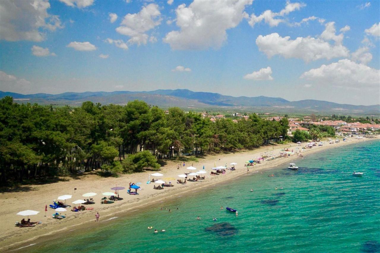 Pine Beach Holiday Home 2 Bedrooms 50 Meters To The Beach Kalyves Polygyrou Buitenkant foto